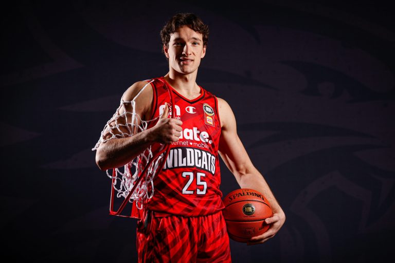 Hawks Start to Build Their 2026 Roster with Cameron Huefner Signing